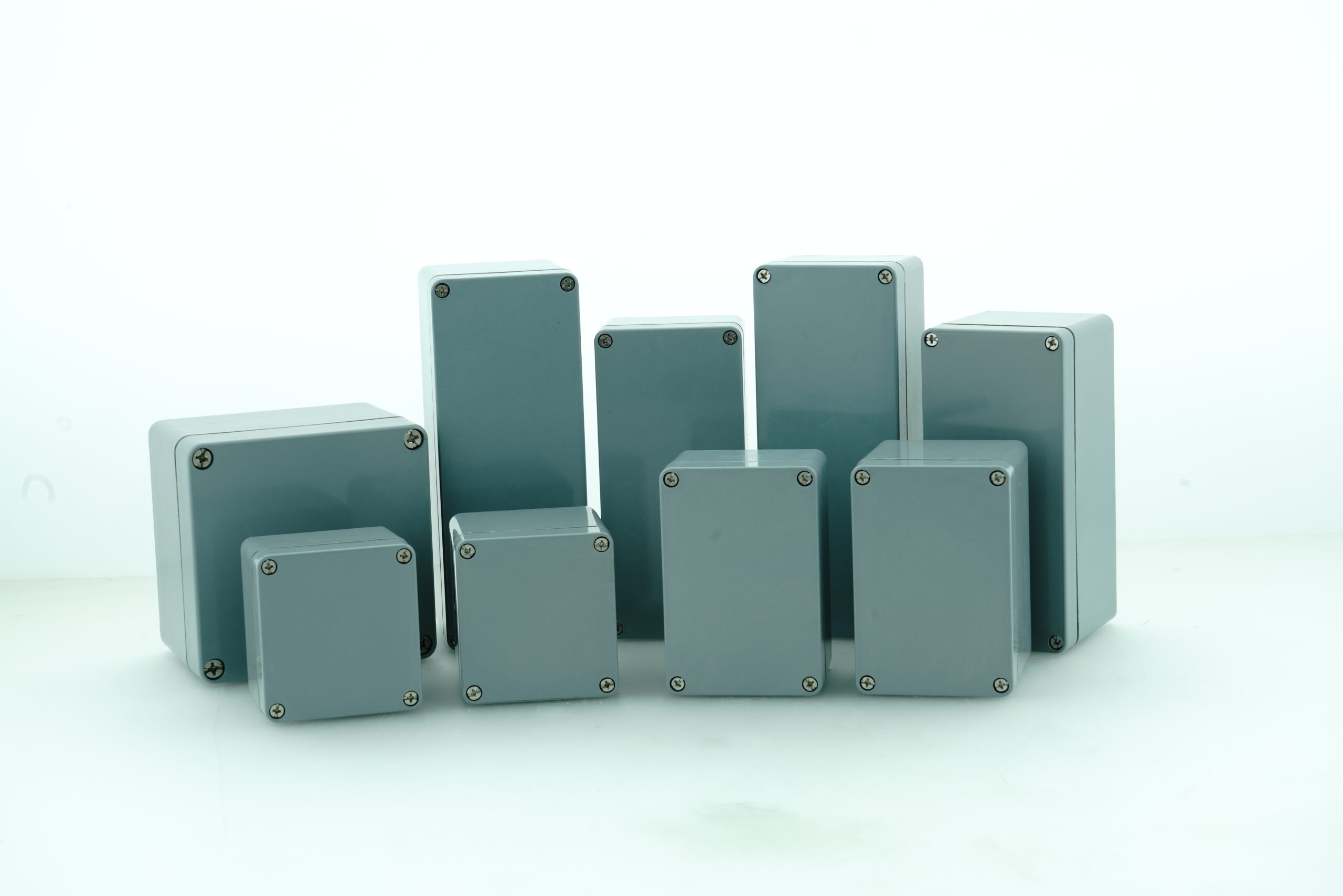 DSC03032 GRP-Gehäuse Serie Elbe Polyester 400x250x120mm IP66 Fehgrau – Bild 1